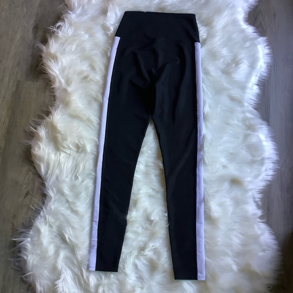 Beach Riot Bailey Black Ribbed Pastel Colorblock Leggings Small - Picture 4 of 9